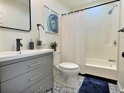 BearAll Both Units of Duplex on Killington Road BearAll Both Units of Duplex on Killington Road