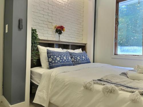 BearAll Both Units of Duplex on Killington Road BearAll Both Units of Duplex on Killington Road