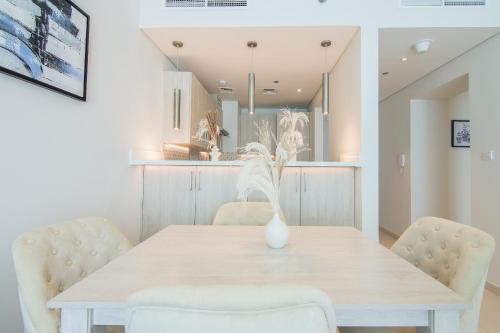 Seven Palm 1428 - image 2