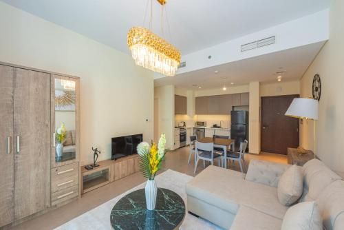 Park Heights 2 | Dubai Hills 1BR - image 2