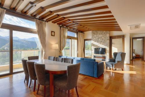 Delpino in Toseong-myeon