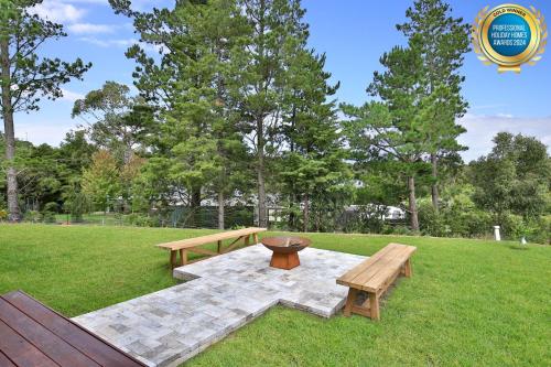 Exterior view of Rockwall I Pet Friendly I Fire Pit