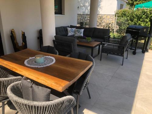 Bella Villa in ซิเกตี โจเซฟ
