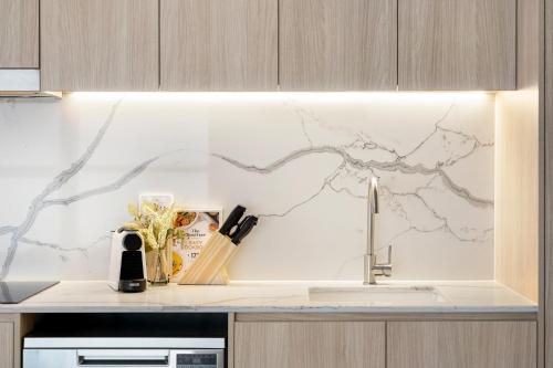 The Henrietta Apartments by Urban Rest - 주방