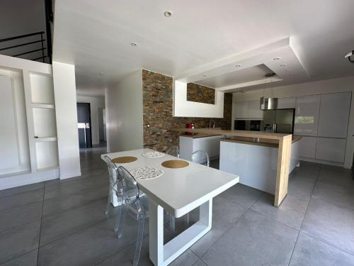 Facilities, Maison St Maurice in Le Peage De Roussillon