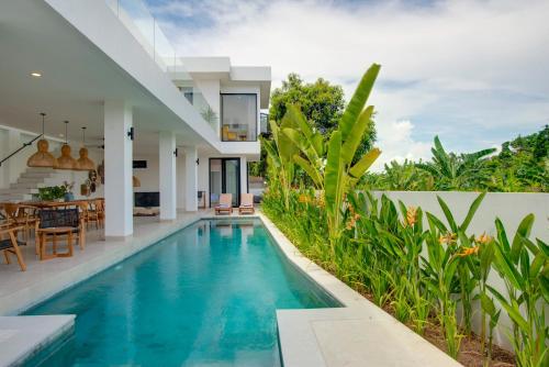 La Thara 5BR Villa with ricefield view, Canggu