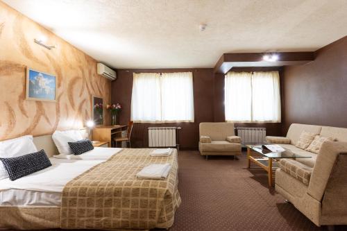 Hotel Brod - Free Parking, София (фото 11)