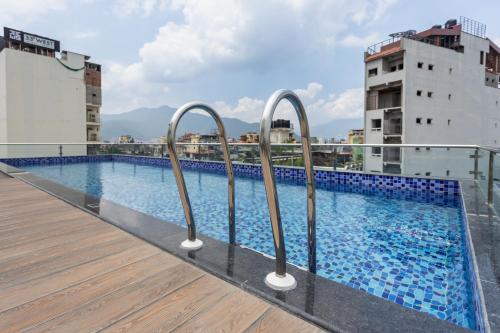 585890236 Hotel Lo Mustang