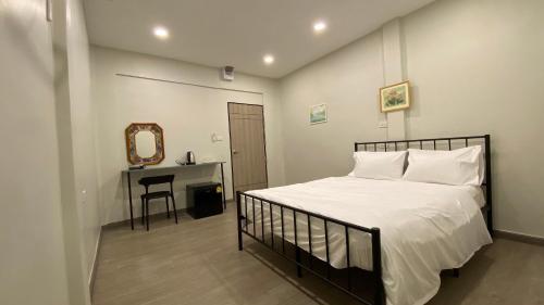 CASA Yaowarat Road ถนนเยาวราช 3