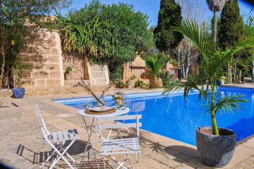 MATEO, Apartment auf Finca Zenara, Küche, XXL Pool, AC, WIFI, Yoga, Manacor (foto 5)