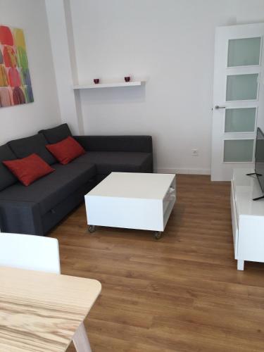 New Luxury Apartment In City Center, Валенсия (фото 2)