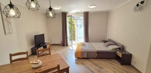 Royal Center Apartments 2