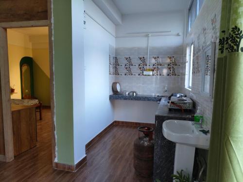 Tales of Guwahati 201- Independent 1BHK- AC extra 200 - image 3