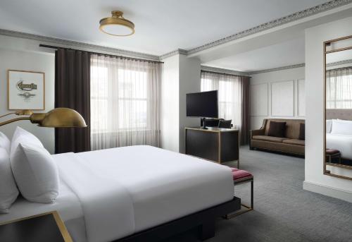 Hotel Phillips Kansas City, Curio Collection by Hilton in 市區