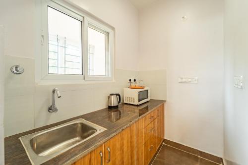 3 bedrooms, 4 beds