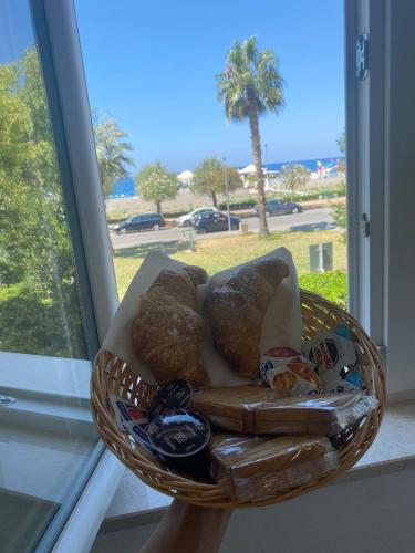 SEASIDE Bed and Breakfast