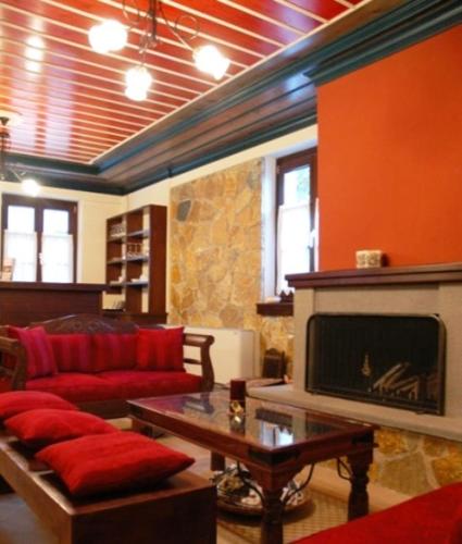 바/라운지, Zagori Philoxenia Hotel in 모노덴드리언