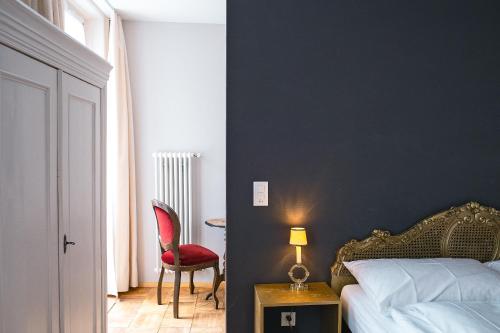 Romantic Double Room with Balcony image 1