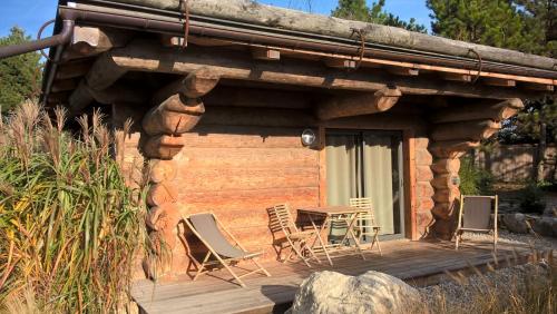Bejárat, Les Chalets de Maramour in Chazey-sur-Ain
