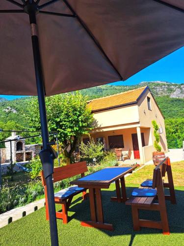 Aria, Cetinje (fotografie 8)