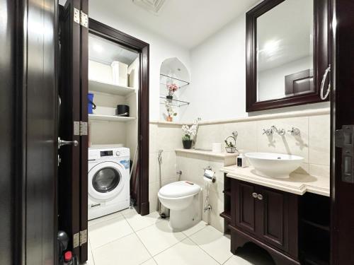 Trophy 2BR Aladdin Estate w Burj Khalifa View, Dubaj (fotografie 9)