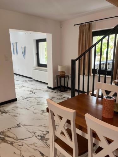 Apartamenty Zielona Dolina nr 4 in Steklin