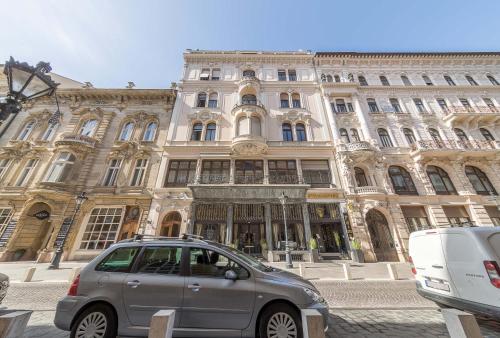 Apartment with Terrace image 5