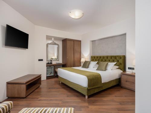Junior Suite image 9
