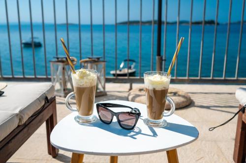 Létesítmények, Beachvilla AdriaStone with Pool and Jacuzzi in Orebic