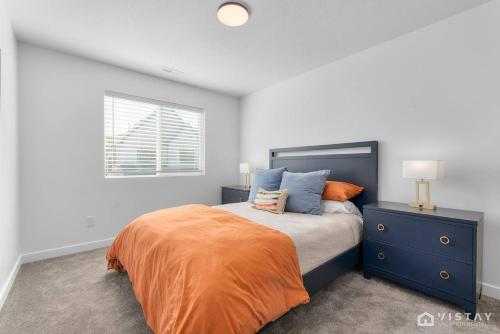 Retro Ski Chalet Retro Ski Chalet