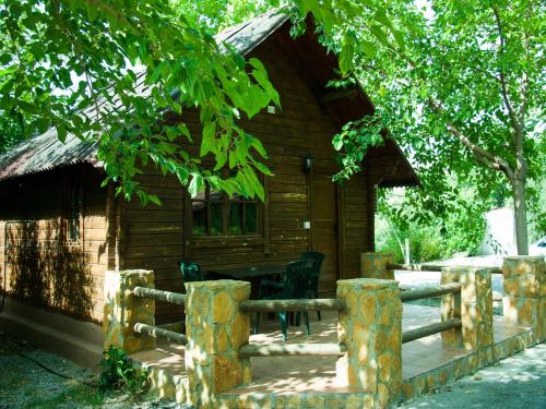 Fuente del Lobo Glamping & Bungalows - Adults Only