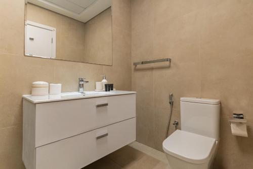 Marina ArcadeDubai Marina - 1BR Apartment - Allsopp&Allsopp - image 8