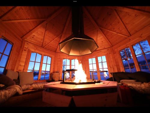 Iekārtas, Rödvattnet cottages (Rodvattnet cottages) in Bredbyn