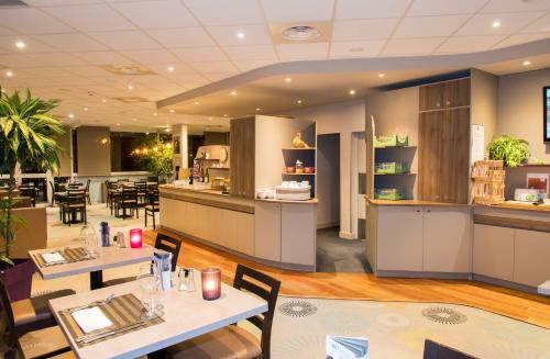Brit Hotel Tours Sud – Le Cheops - image 13