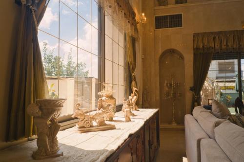 villa white hall in Yehud