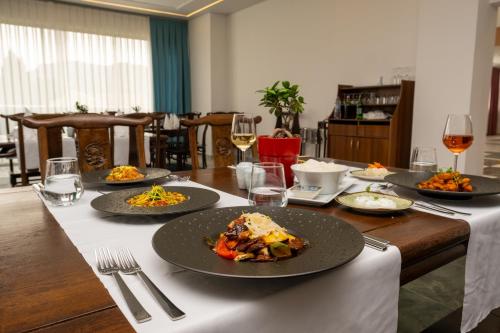 Ételek és italok, Holiday Village Türkiye (Holiday Village Turkiye) in Sarigerme