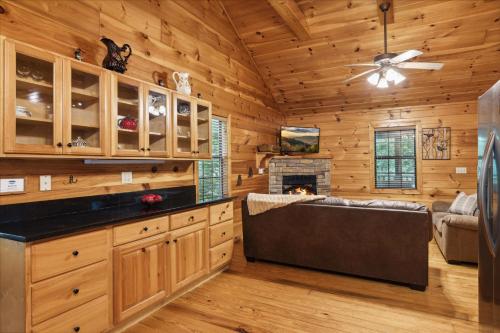 Lucky Cub Cabin in Sevierville, USA