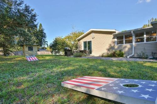 Home With Fenced Yard, Hot tub, Grill and 3 King Beds! in Sarasota, USA