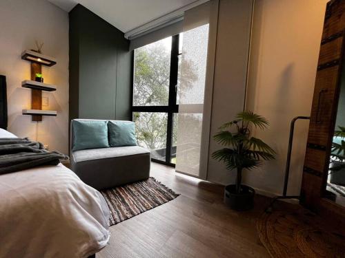 Outstanding and wide apartment with work station, Medellín (fotografie 9)