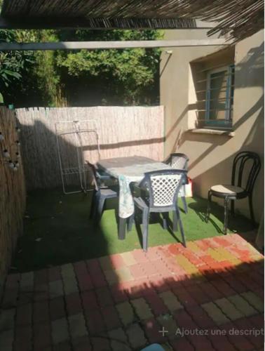 appartement proche du stade, Марсель (фото 10)