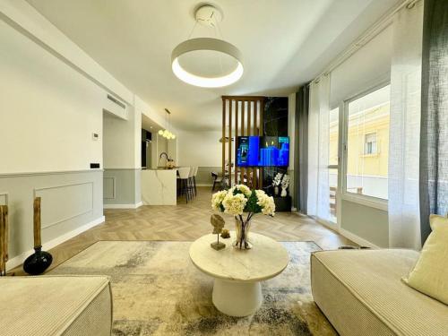 4BD Central Soho Luxe Retreat Terrace 2BH & AC, Málaga