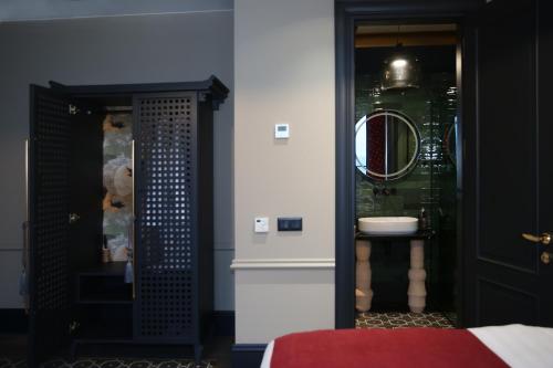 Retro Boutique Hotel Room Type - Executive Suite