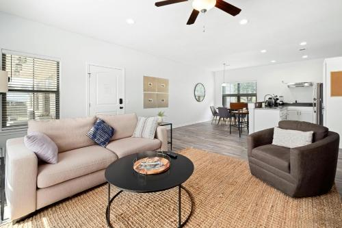 Dripping Springs Silver Creek Condos Thornton B- 2 Bedroom, 1st floor in Dripping Springs, USA