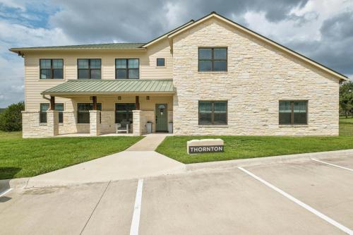 Dripping Springs Silver Creek Condos Thornton B- 2 Bedroom, 1st floor in Dripping Springs, USA