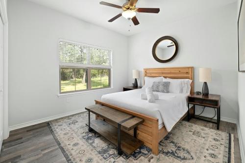 Dripping Springs Silver Creek Condos Thornton B- 2 Bedroom, 1st floor in Dripping Springs, USA