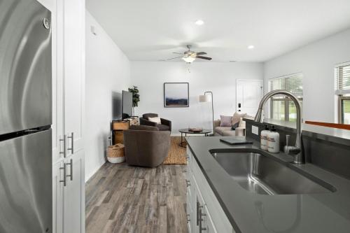 Dripping Springs Silver Creek Condos Thornton A- 2 Bedroom, 1st floor in Dripping Springs, USA
