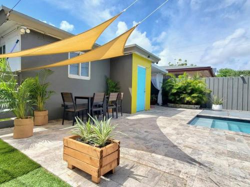 Private Paradise with Lap Pool close to the City Center in Fort Lauderdale, USA