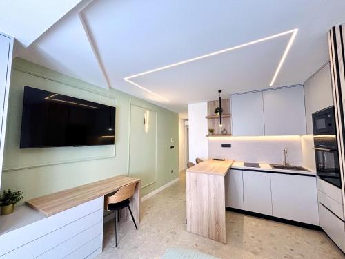 MARTHINIS Luxury Suites 4