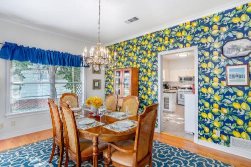 Shreve Town - Near Hospitals and Ideal for Long Stays in Shreveport, USA