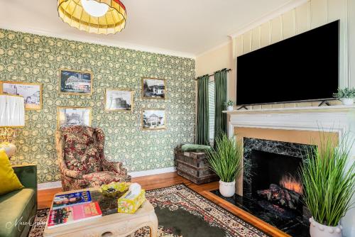 Shreve Town - Near Hospitals and Ideal for Long Stays in Shreveport, USA